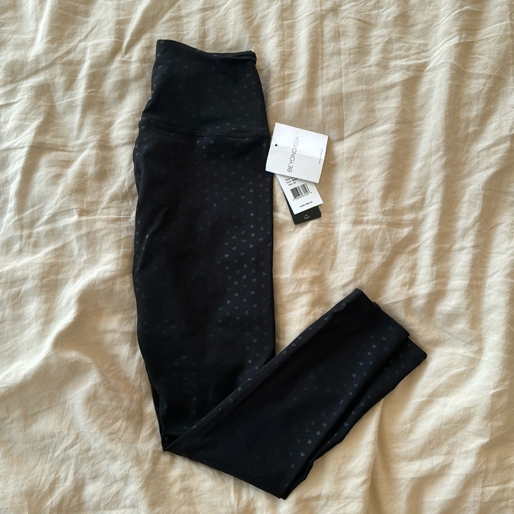 Beyond Yoga Heart Leggings